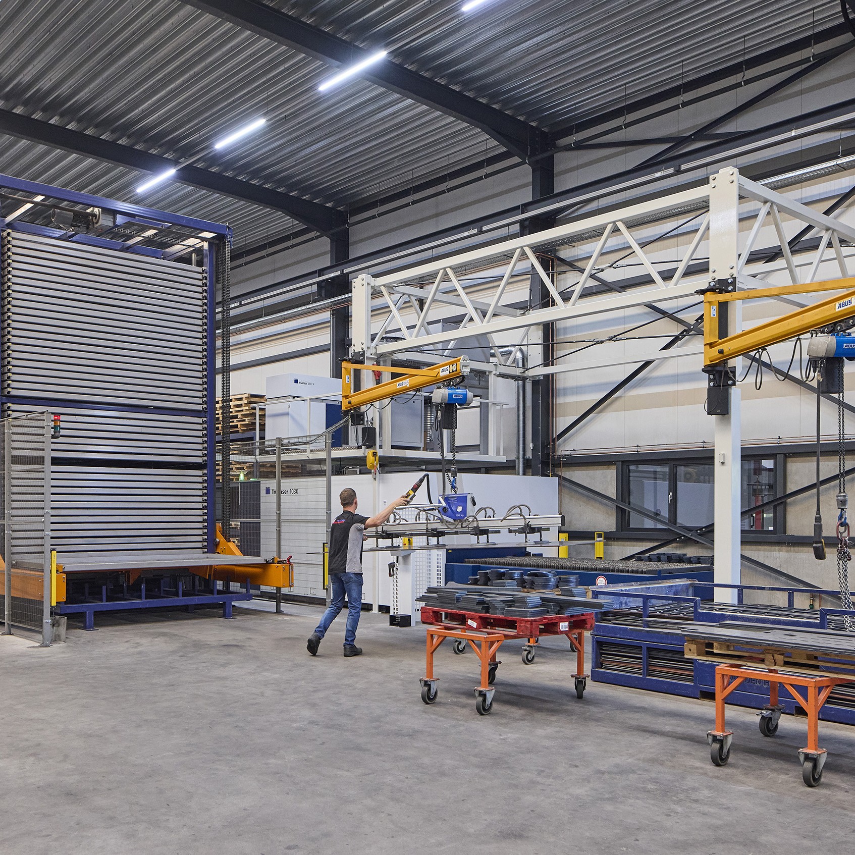 van den hout metaal reusel